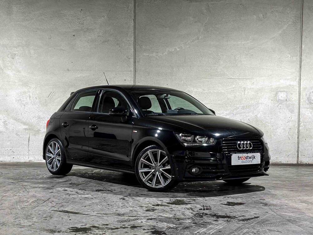 Audi A1 Sportback 1.6 TDI Admired S-Line 90PS 2014, 6-XRH-06