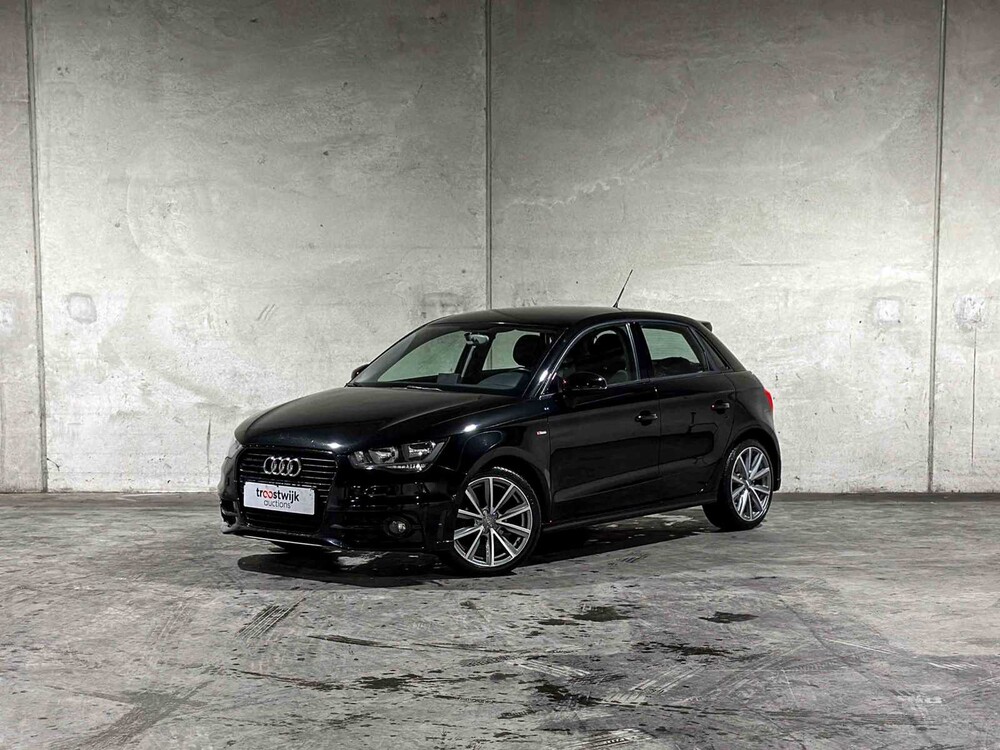 Audi A1 Sportback 1.6 TDI Admired S-Line 90PS 2014, 6-XRH-06