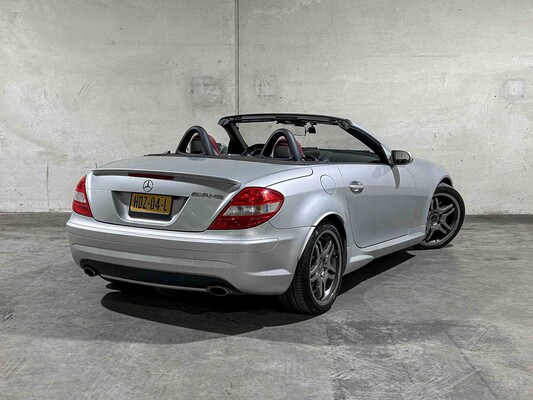 Mercedes-Benz SLK350 AMG 3.5 V6 272pk 2006 AIRSCARF, HDZ-04-L Youngtimer