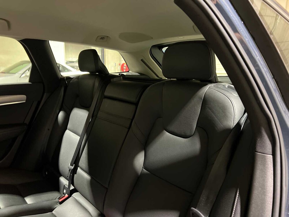 Volvo V90 2.0 T4 Momentum Pro 190PS 2019, XX-067-J
