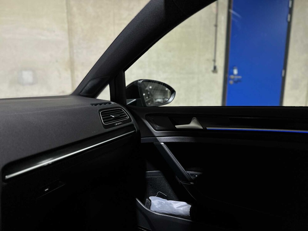 Volkswagen Golf GTE 1.4 TSI 150PS 2015, HR-181-H