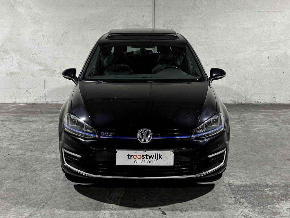 Volkswagen Golf GTE 1.4 TSI 150PS 2015, HR-181-H