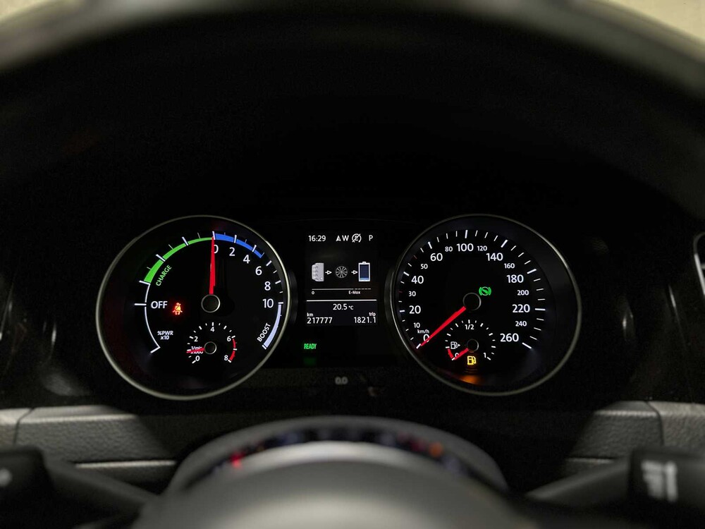 Volkswagen Golf GTE 1.4 TSI 150PS 2015, HR-181-H