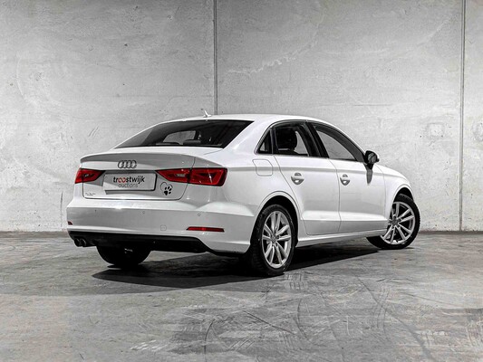 Audi A3 Limousine 1.4 TFSI CoD Ambiente Pro Line Plus 150pk 2015, 5-ZFD-12