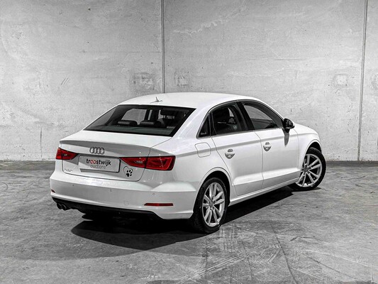 Audi A3 Limousine 1.4 TFSI CoD Ambiente Pro Line Plus 150pk 2015, 5-ZFD-12