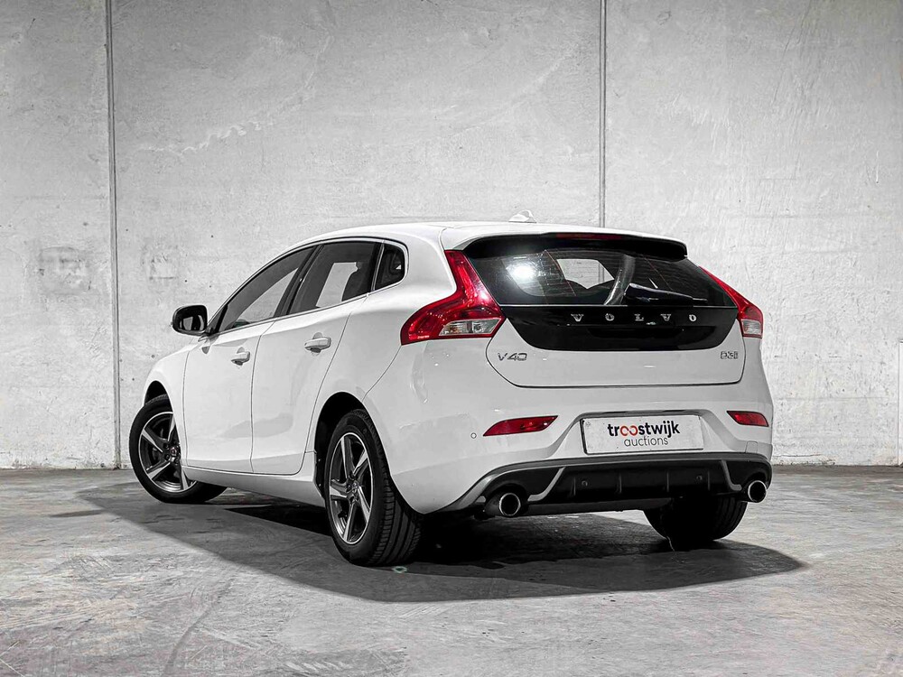 Volvo V40 2.0 D3 Business Sport 150pk 2017, PR-110-K