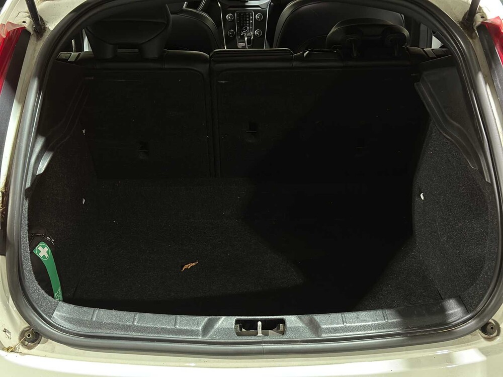 Volvo V40 2.0 D3 Business Sport 150pk 2017, PR-110-K