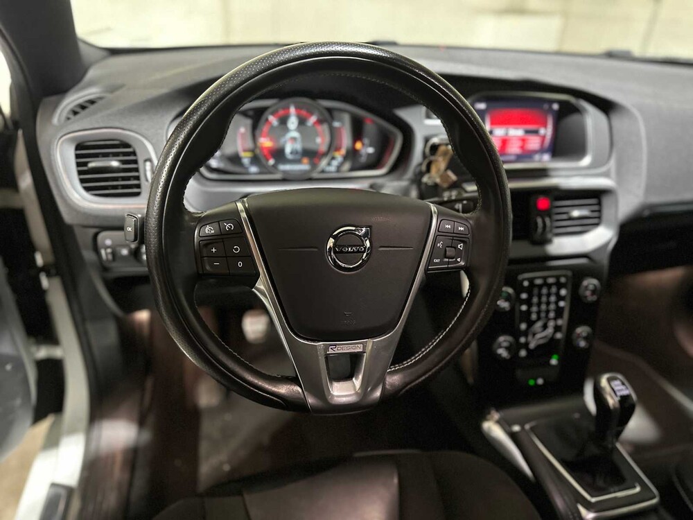 Volvo V40 2.0 D3 Business Sport 150pk 2017, PR-110-K