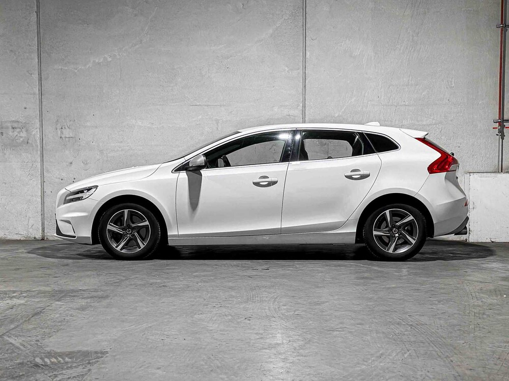Volvo V40 2.0 D3 Business Sport 150pk 2017, PR-110-K