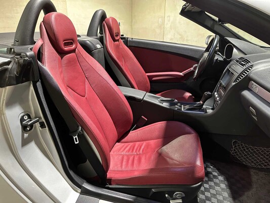 Mercedes-Benz SLK350 AMG 3.5 V6 272pk 2006 AIRSCARF, HDZ-04-L Youngtimer