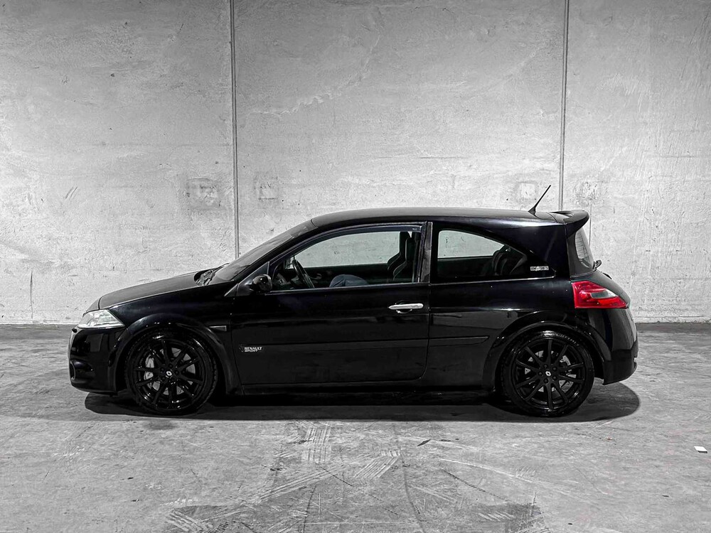 Renault Mégane 2.0-16V Turbo RS 224pk 2005, 22-RS-ZS
