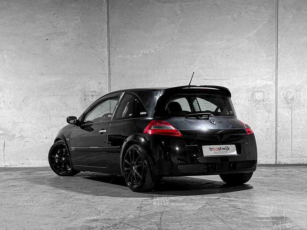 Renault Mégane 2.0-16V Turbo RS 224pk 2005, 22-RS-ZS