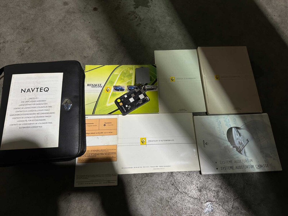 Renault Mégane 2.0-16V Turbo RS 224pk 2005, 22-RS-ZS