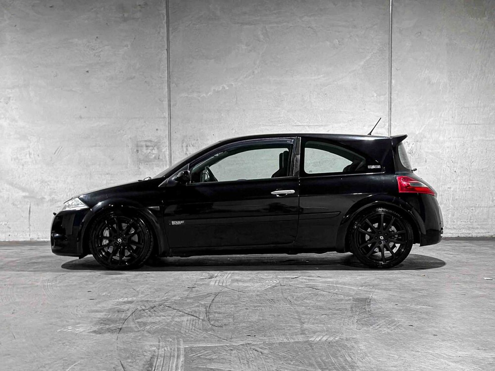 Renault Mégane 2.0-16V Turbo RS 224pk 2005, 22-RS-ZS