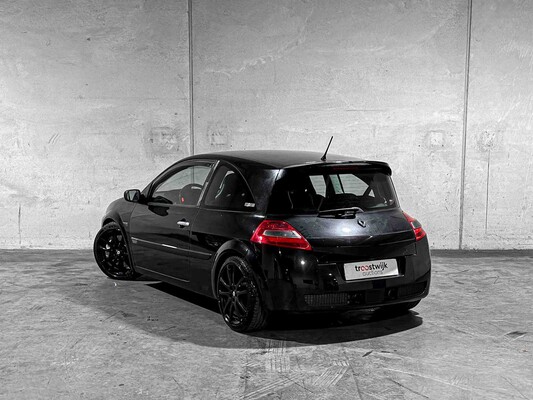 Renault Mégane 2.0-16V Turbo RS 224pk 2005, 22-RS-ZS