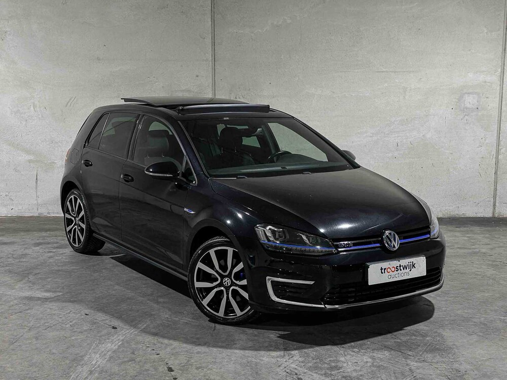 Volkswagen Golf GTE 1.4 TSI 150pk 2015, HR-181-H