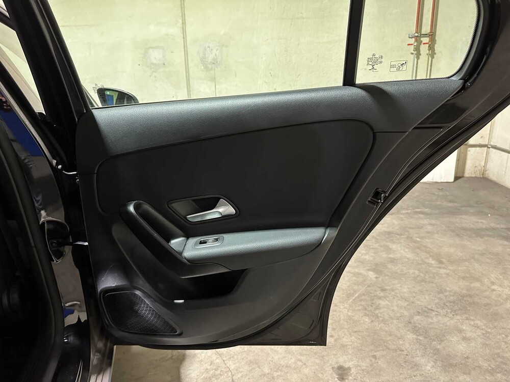 Mercedes-Benz A160 Business Solution A-klasse 109pk 2021, L-307-DD