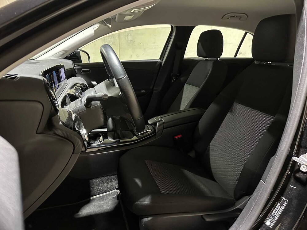 Mercedes-Benz A160 Business Solution A-klasse 109pk 2021, L-307-DD
