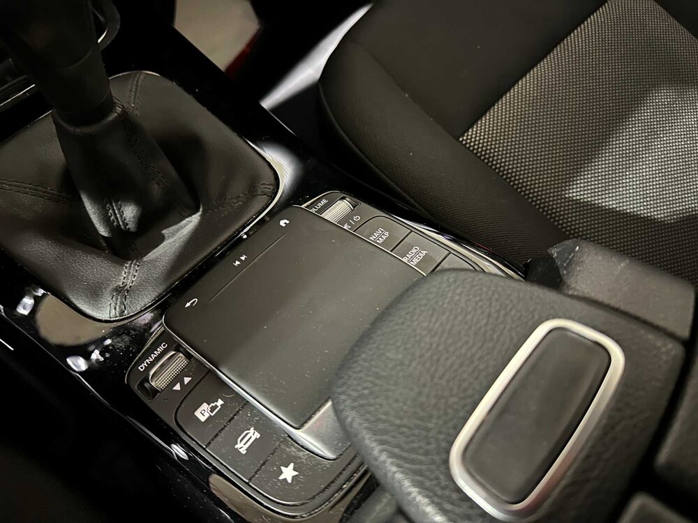 Mercedes-Benz A160 Business Solution A-klasse 109pk 2021, L-307-DD