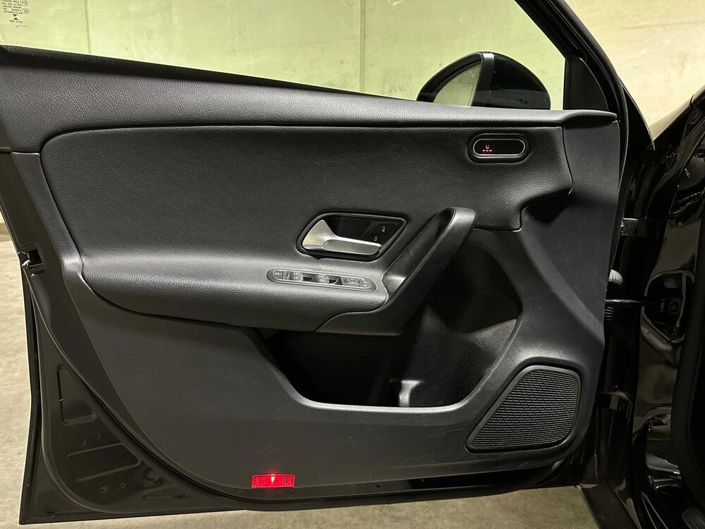 Mercedes-Benz A160 Business Solution A-klasse 109pk 2021, L-307-DD
