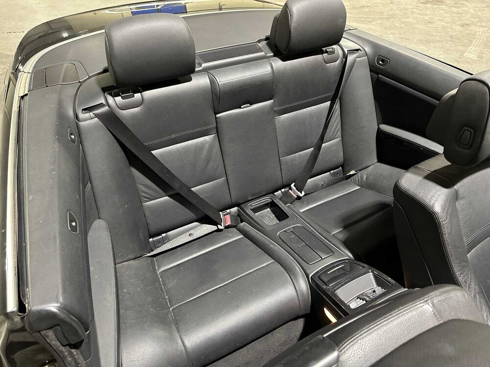 BMW 318i Cabriolet 143pk 2010 3-serie E93, 7-ZLB-24