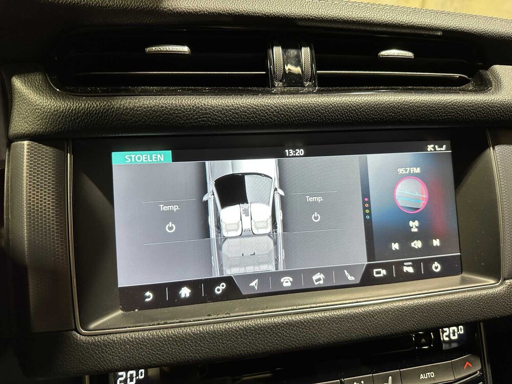 Jaguar XF Sportbrake 2.0d Portfolio 179pk 2017 (Origineel-NL), PZ-465-J