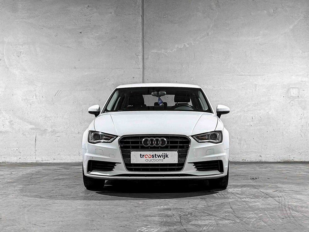 Audi A3 Limousine 1.4 TFSI CoD Ambiente Pro Line Plus 150PS 2015, 5-ZFD-12