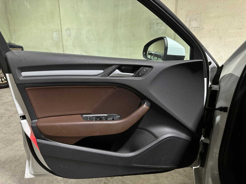 Audi A3 Limousine 1.4 TFSI CoD Ambiente Pro Line Plus 150PS 2015, 5-ZFD-12