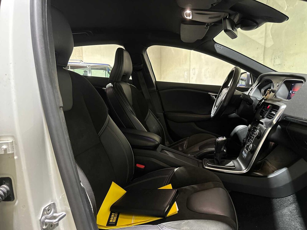 Volvo V40 2.0 D3 Business Sport 150PS 2017, PR-110-K