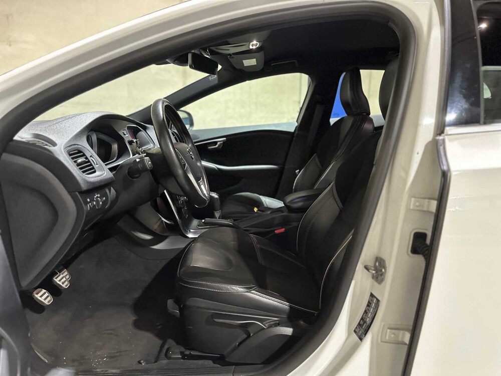 Volvo V40 2.0 D3 Business Sport 150PS 2017, PR-110-K