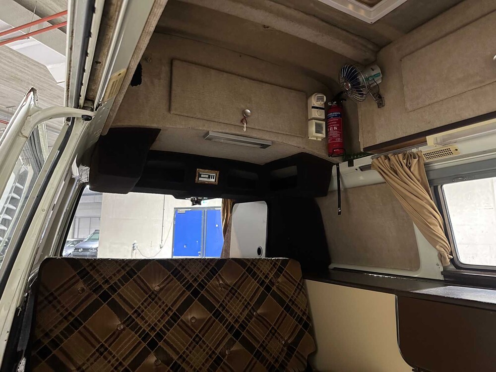 Volkswagen T3 Kampeerwagen 1980, KF-62-DX Camper