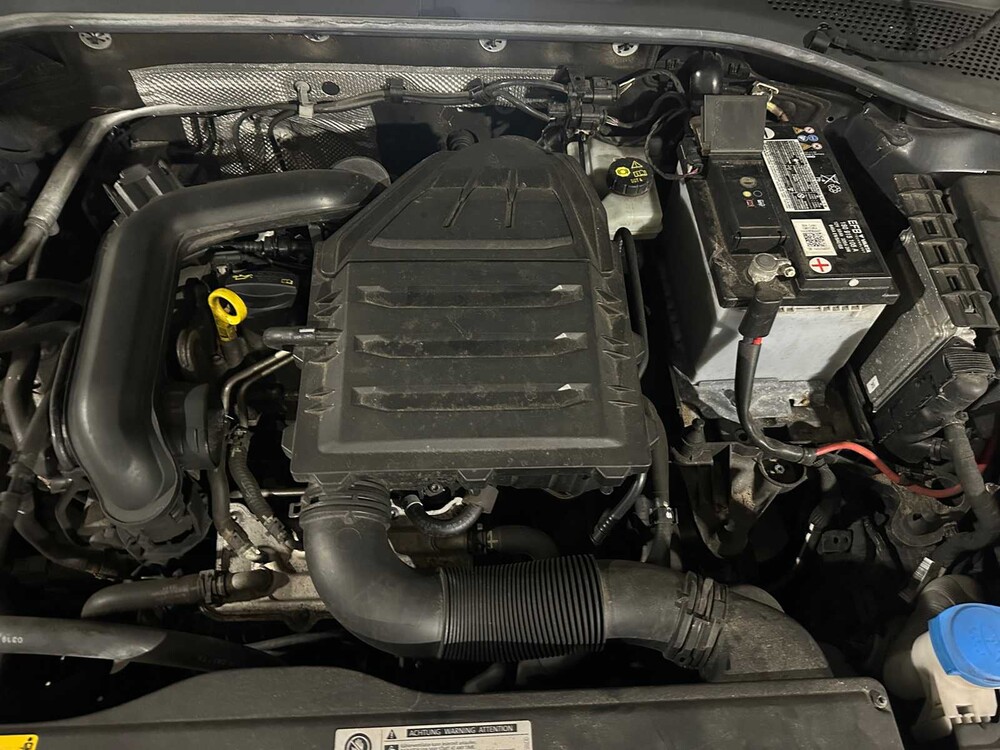 Volkswagen Golf 1.0 TSI Comfortline Business 116PS 2019, ZL-832-K