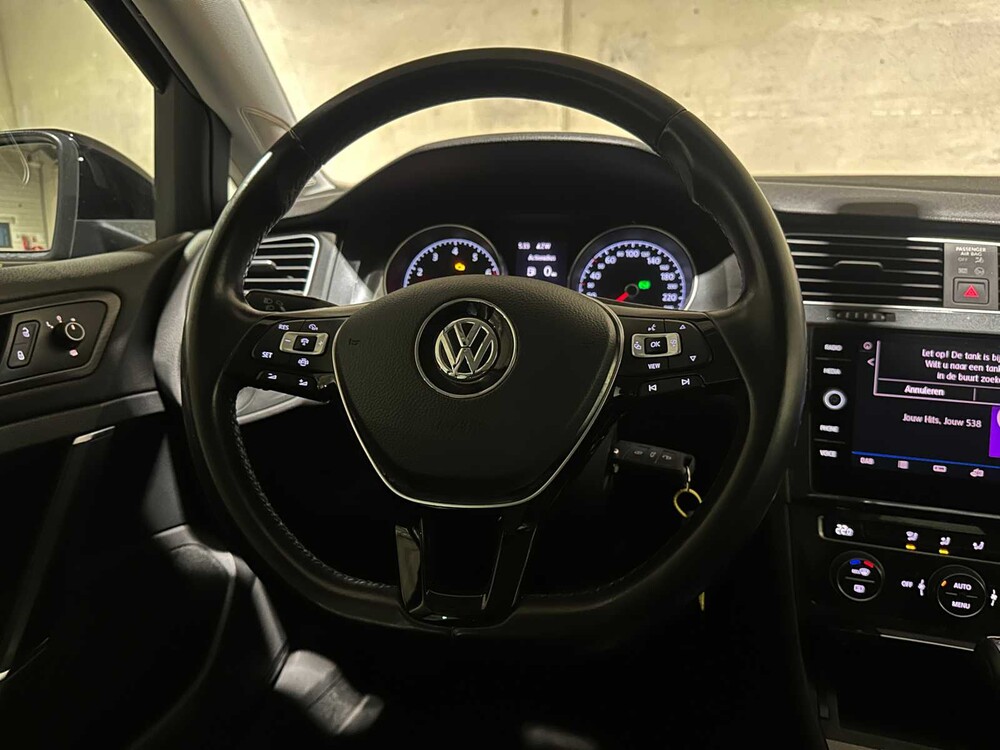 Volkswagen Golf 1.0 TSI Comfortline Business 116PS 2019, ZL-832-K