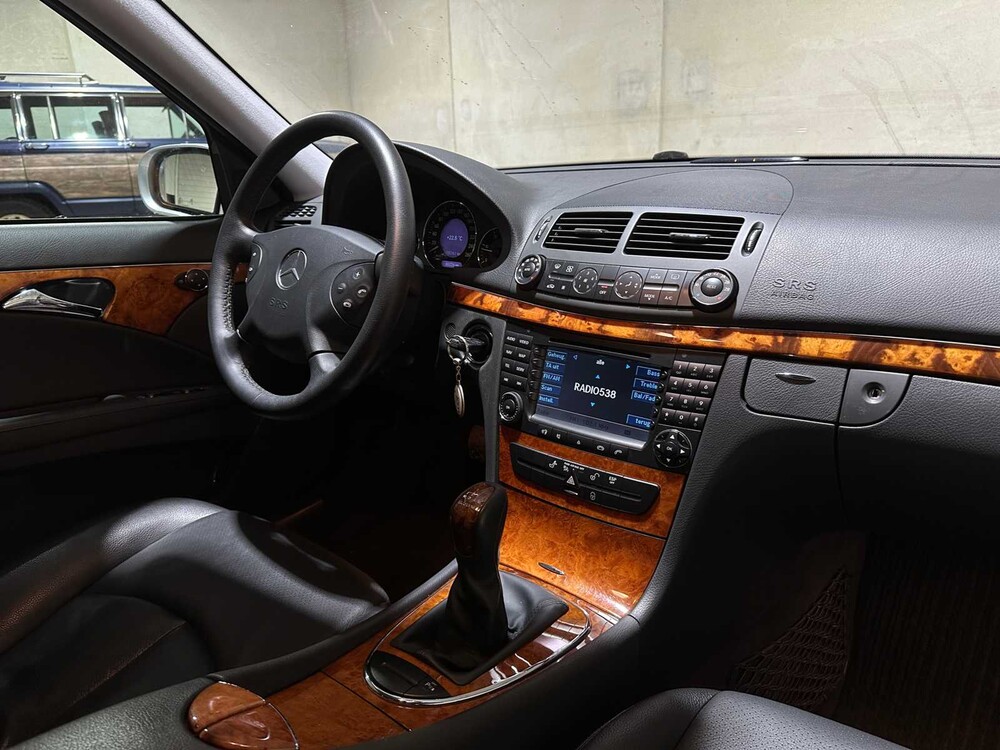 Mercedes-Benz E200 CDI Classic 122PS 2006 E-Klasse, Z-601-RT