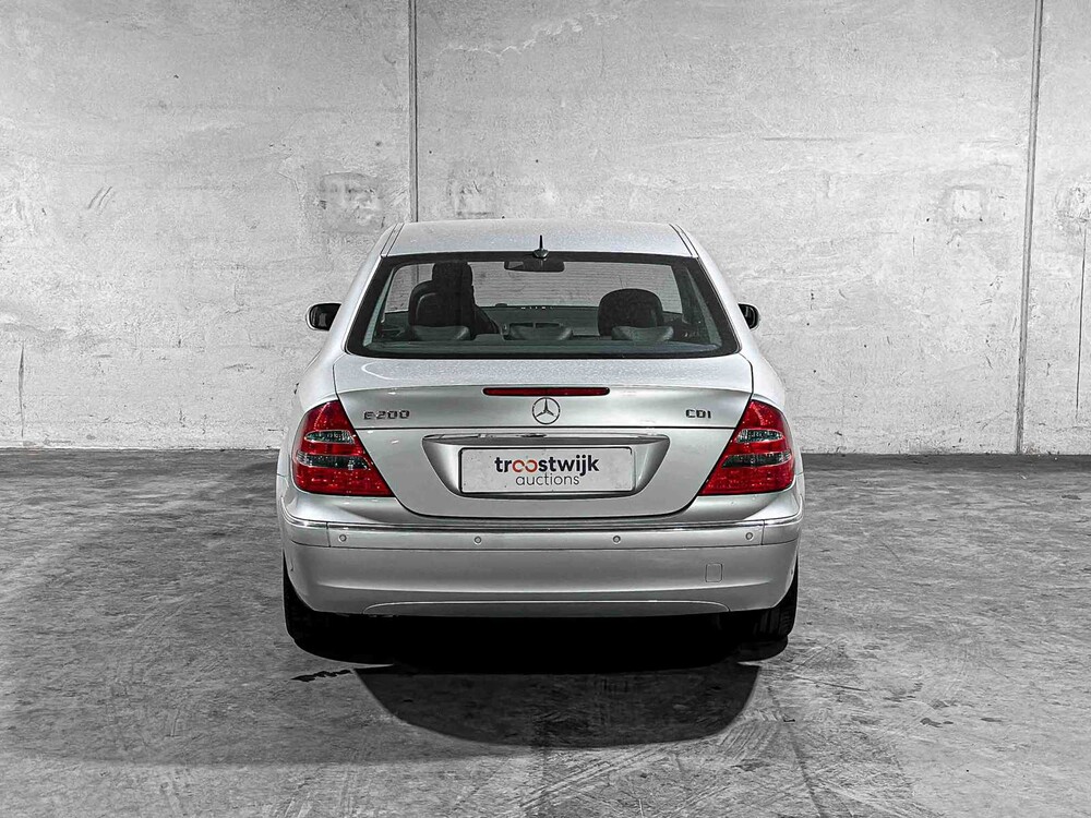 Mercedes-Benz E200 CDI Classic 122PS 2006 E-Klasse, Z-601-RT