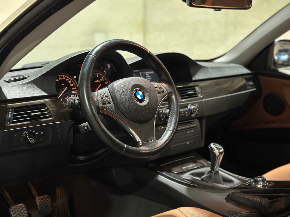 BMW 320i Corporate Lease Business Line 163PS 2012 3er Coupé, 58-TDK-4