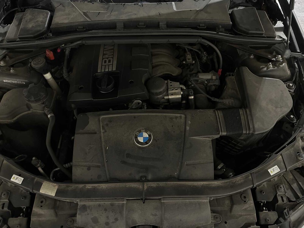 BMW 320i Corporate Lease Business Line 163PS 2012 3er Coupé, 58-TDK-4