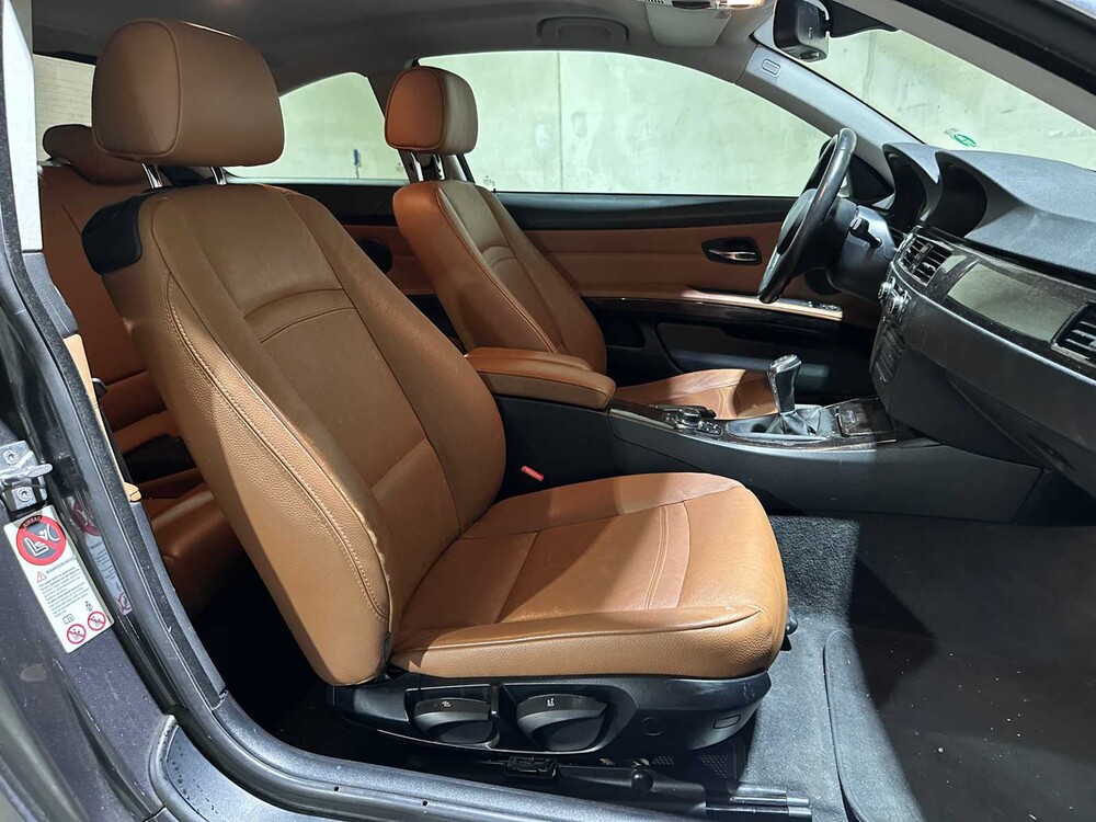 BMW 320i Corporate Lease Business Line 163PS 2012 3er Coupé, 58-TDK-4