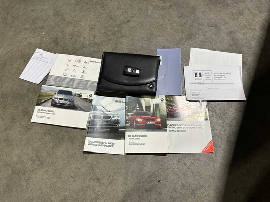 BMW 320i Corporate Lease Business Line 163pk 2012 3-serie Coupe, 58-TDK-4