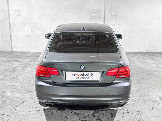 BMW 320i Corporate Lease Business Line 163pk 2012 3-serie Coupe, 58-TDK-4