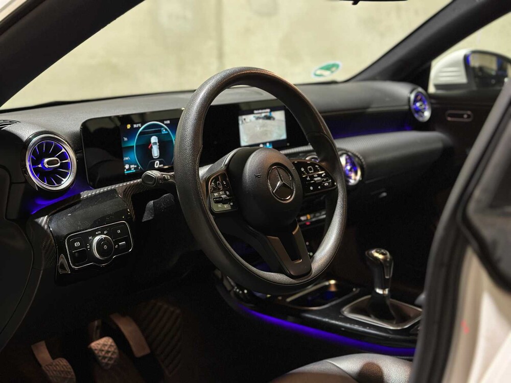 Mercedes-Benz CLA180 Premium 136PS 2020 CLA-Klasse Shooting Brake, T-731-ZZ