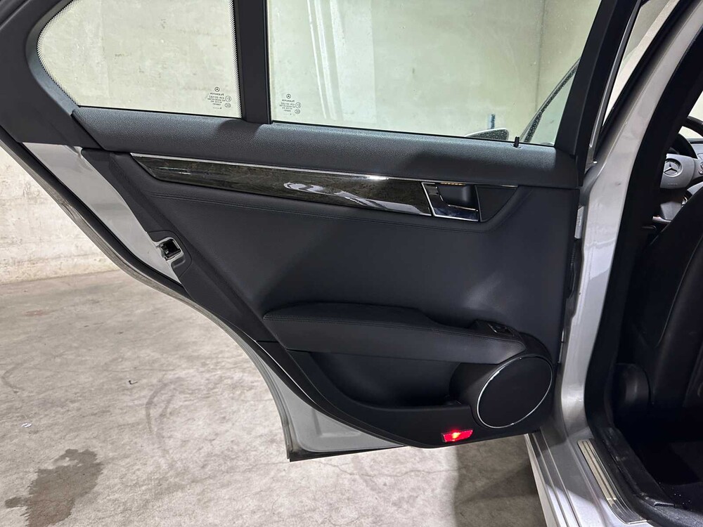 Mercedes-Benz C350 CGI 3.5 V6 BlueEFFICIENCY Elegance 292PS 2009 C-Klasse, 02-PRF-7 Youngtimer