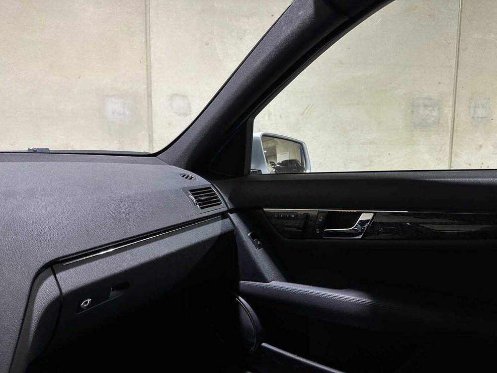 Mercedes-Benz C350 CGI 3.5 V6 BlueEFFICIENCY Elegance 292PS 2009 C-Klasse, 02-PRF-7 Youngtimer
