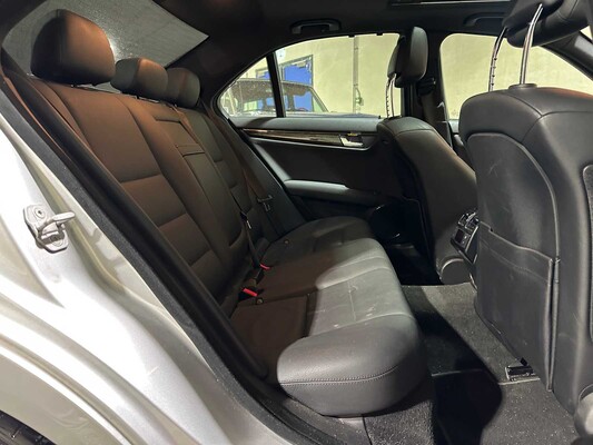 Mercedes-Benz C350 CGI 3.5 V6 BlueEFFICIENCY Elegance 292pk 2009 C-klasse, 02-PRF-7 Youngtimer