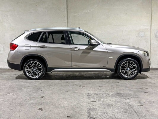 BMW X1 sDrive18i Executive 150pk 2010, 81-LHT-2