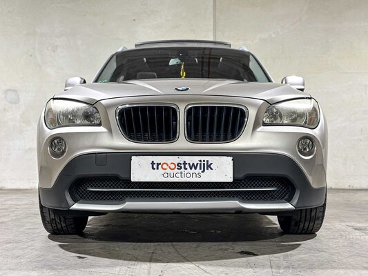 BMW X1 sDrive18i Executive 150pk 2010, 81-LHT-2