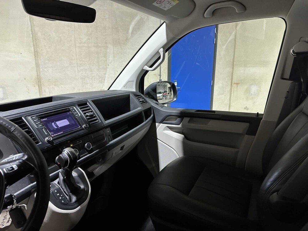 Volkswagen Transporter T6 Camper 2.0 4P -Selbstbau- 140PS 2016 (Automatik), S-456-LJ