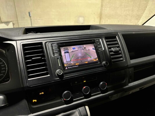 Volkswagen Transporter T6 Camper 2.0 4P -Selbstbau- 140PS 2016 (Automatik), S-456-LJ