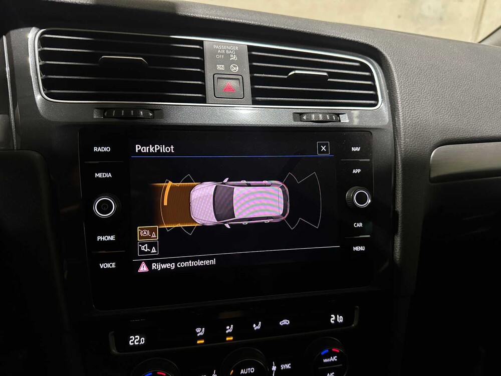 Volkswagen Golf 1.0 TSI Comfortline Business 116PS 2019, ZL-832-K