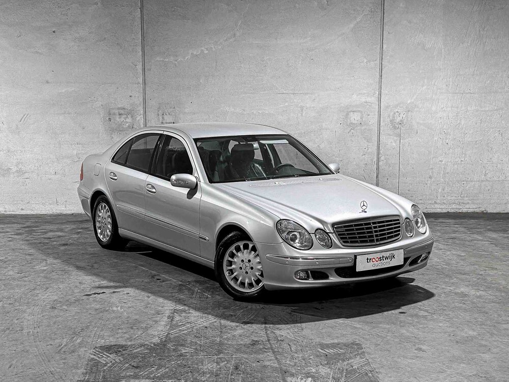 Mercedes-Benz E200 CDI Classic 122PS 2006 E-Klasse, Z-601-RT